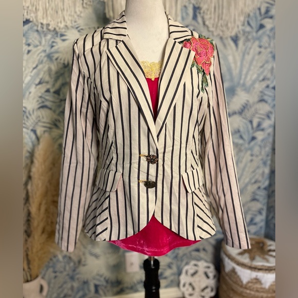 ARATTA Derby Princess Stripe Blazer - Picture 14 of 16